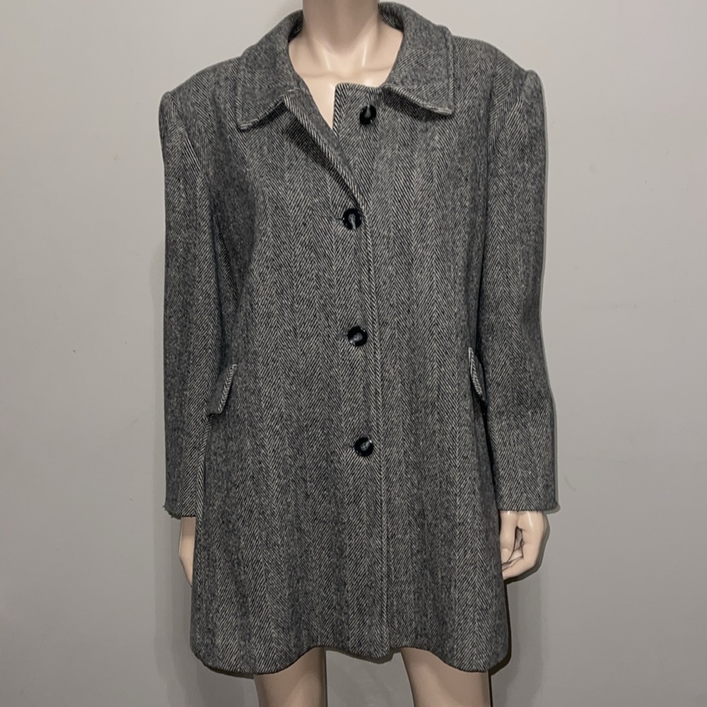 Noble Fashions Wool Tweed Coat